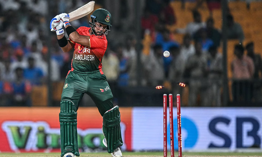 বাংলাদেশ-ভারত: ৩ উইকেট নেই বাংলাদেশের, বিপদে টাইগাররা