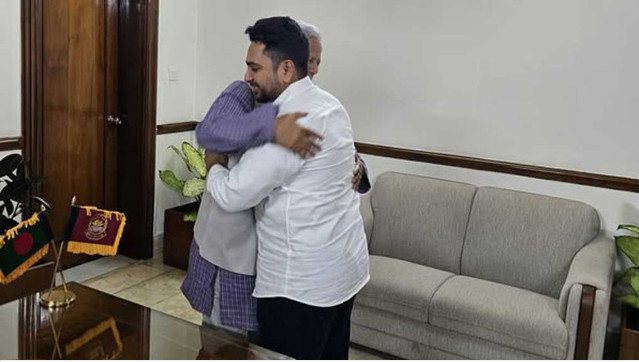 বাংলাদেশের ৫৩ বছরের রাজনৈতিক ইতিহাসে অনন্য ইতিহাস গড়লেন নাহিদ