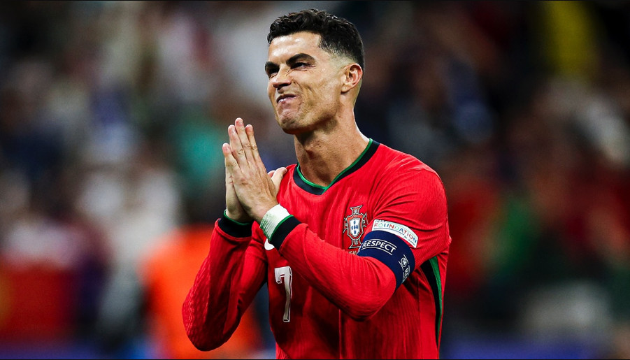 যে কারনে ক্ষমা চাইলেন রোনালদো