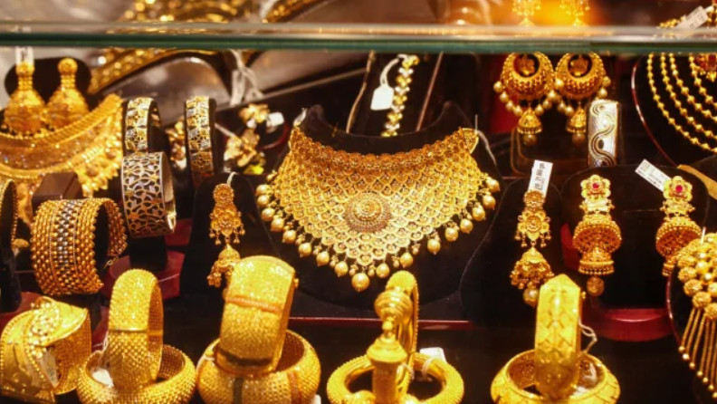 আবারও কমলো সোনার দাম