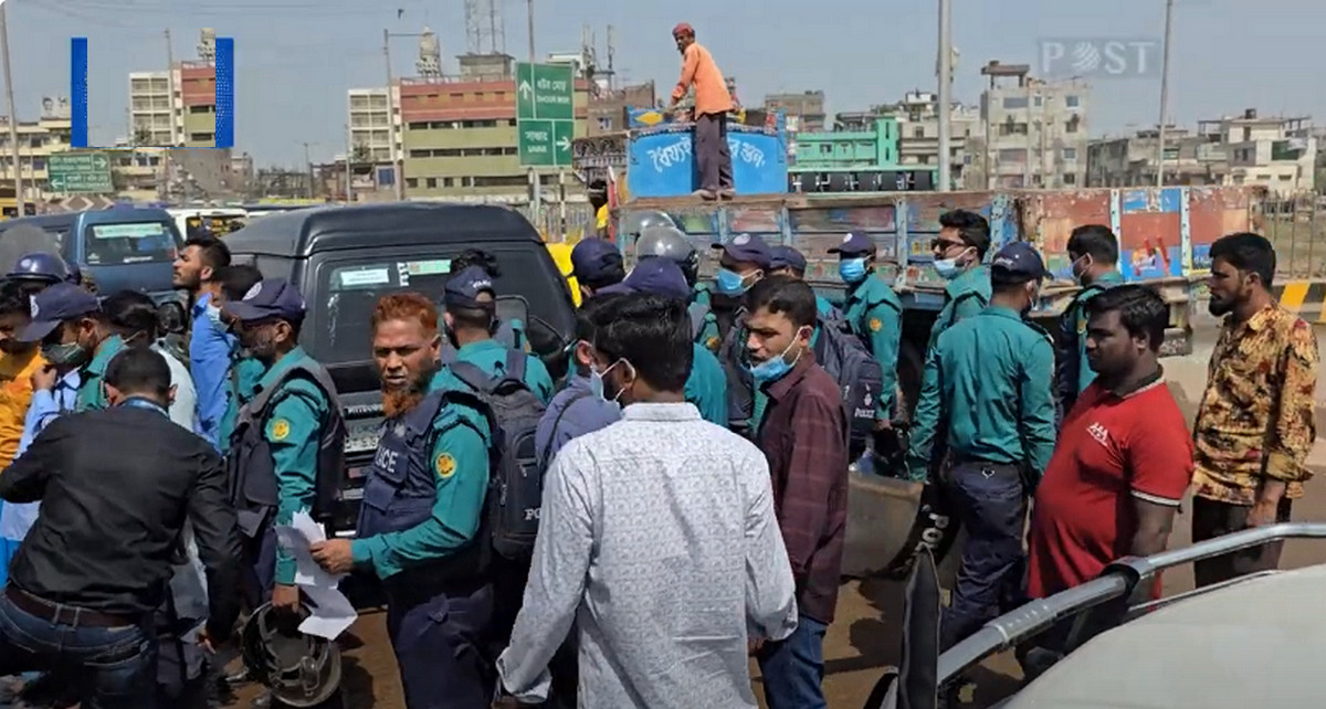 সবকিছু ভেঙে দিলেন আমরা গরিব মানুষ কি করে খামু