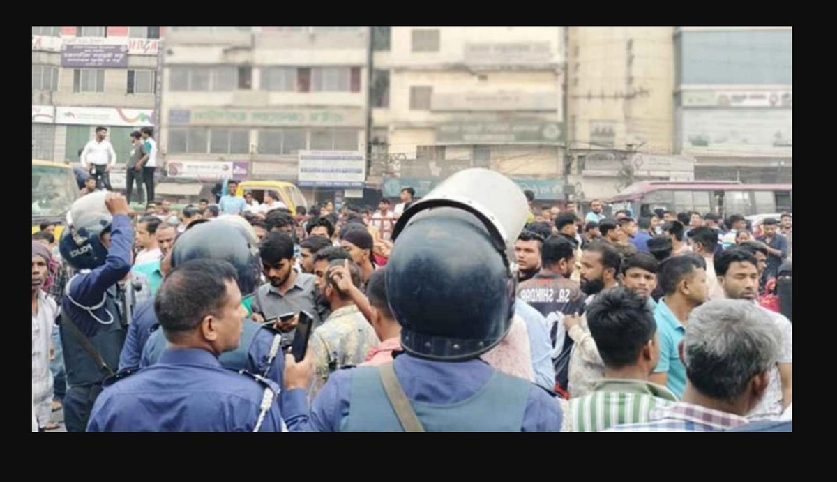 ঢাকা-টাঙ্গাইল মহাসড়ক উত্তেজনাপূর্ণ পরিস্থিতি, চলছে অবরোধ