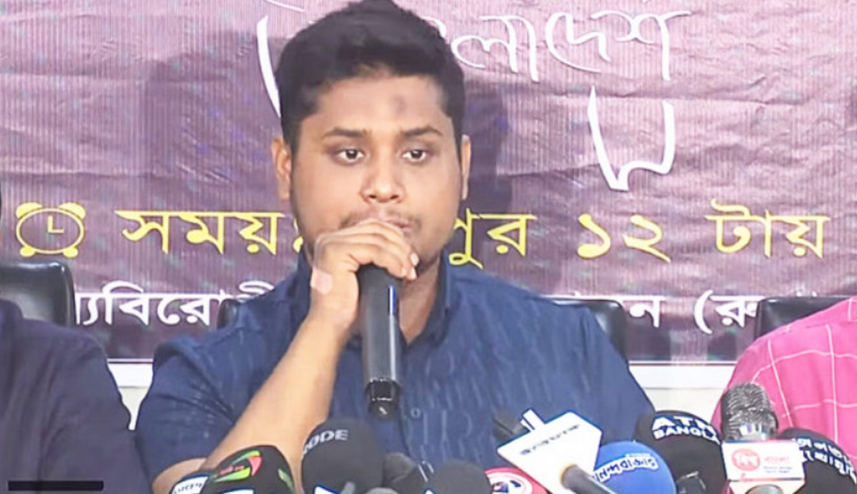 সেনাবাহিনীকে যা বললেন হাসনাত আব্দুল্লাহ