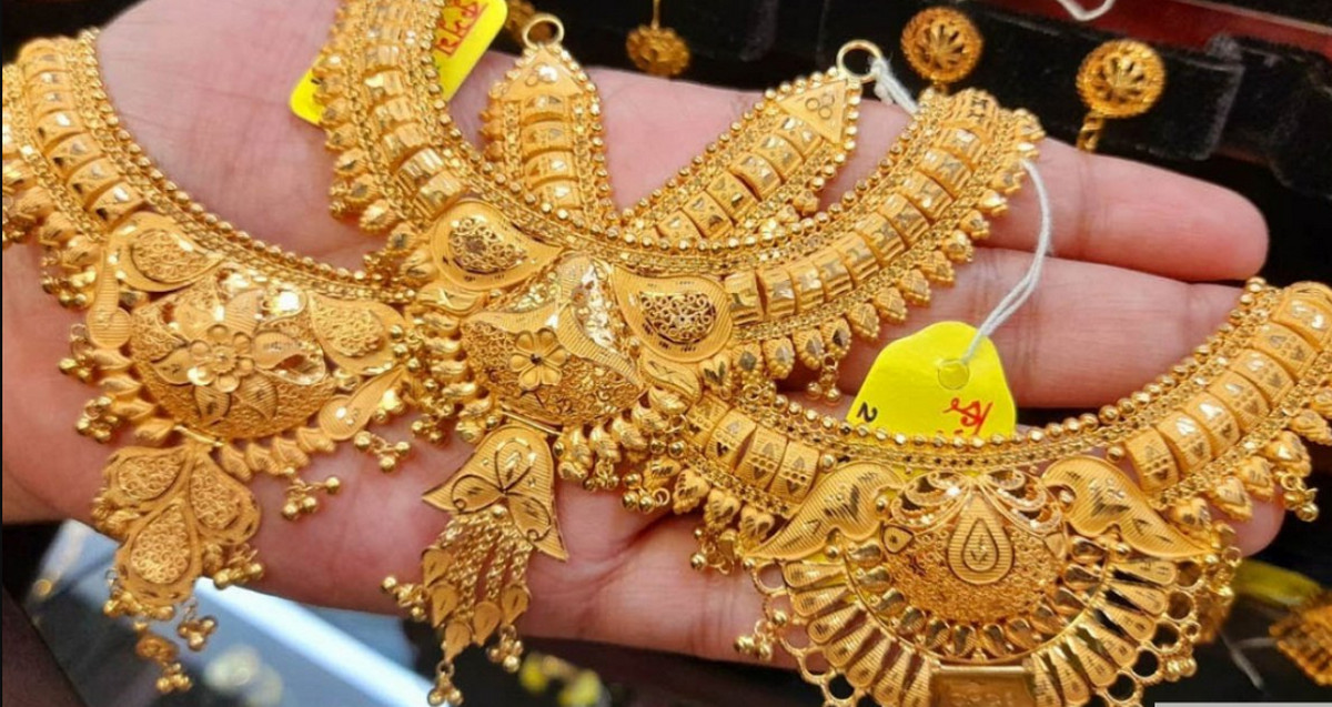 বাংলাদেশে আজ ১৮ ক্যারেট, ২১ ক্যারেট, ২২ ক্যারেট সোনা ও রুপার দাম (২৭ মার্চ ২০২৫)