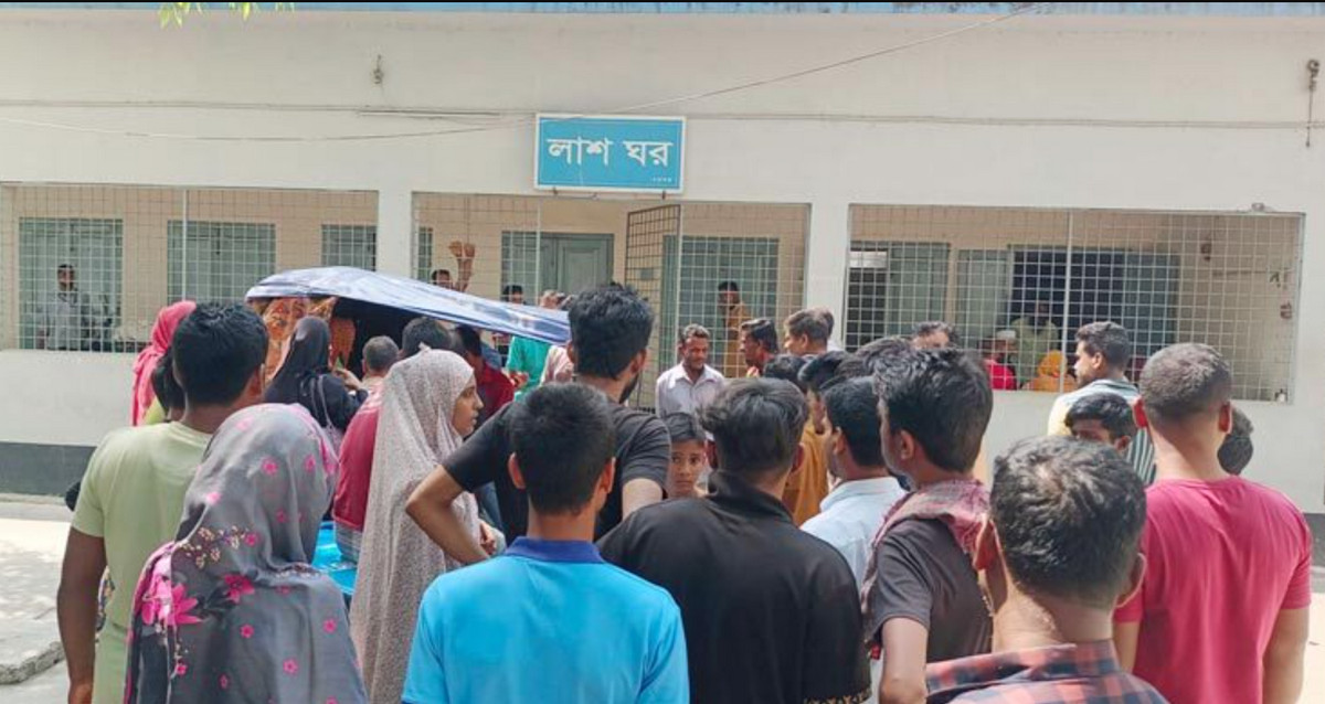 একসঙ্গে নিহত একই পরিবারের ৪ জন