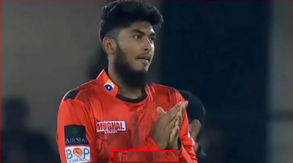 পিএসএল অভিষেকেই ৩ রেকর্ডে নাম লেখালেন রিশাদ