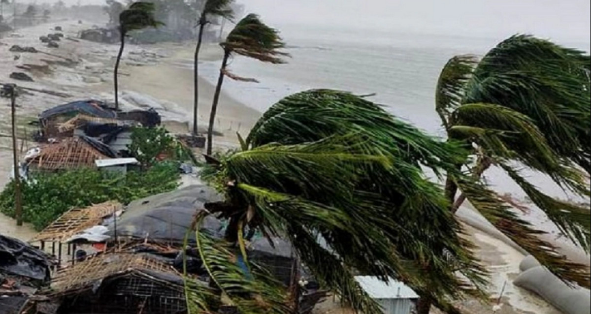 আজ যে ১২ অঞ্চলে ঝড়ের শঙ্কা