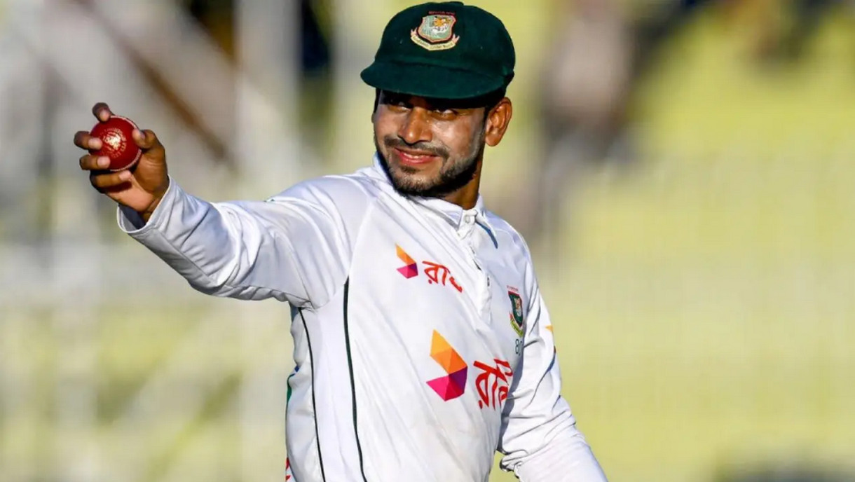 জয়ের পথে জিম্বাবুয়ে, লড়াই করছে মিরাজ