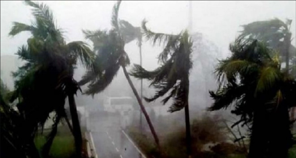 শক্তিশালী কালবৈশাখীতে কয়েকটি উপজেলার বাড়িঘর-ফসল তছনছ