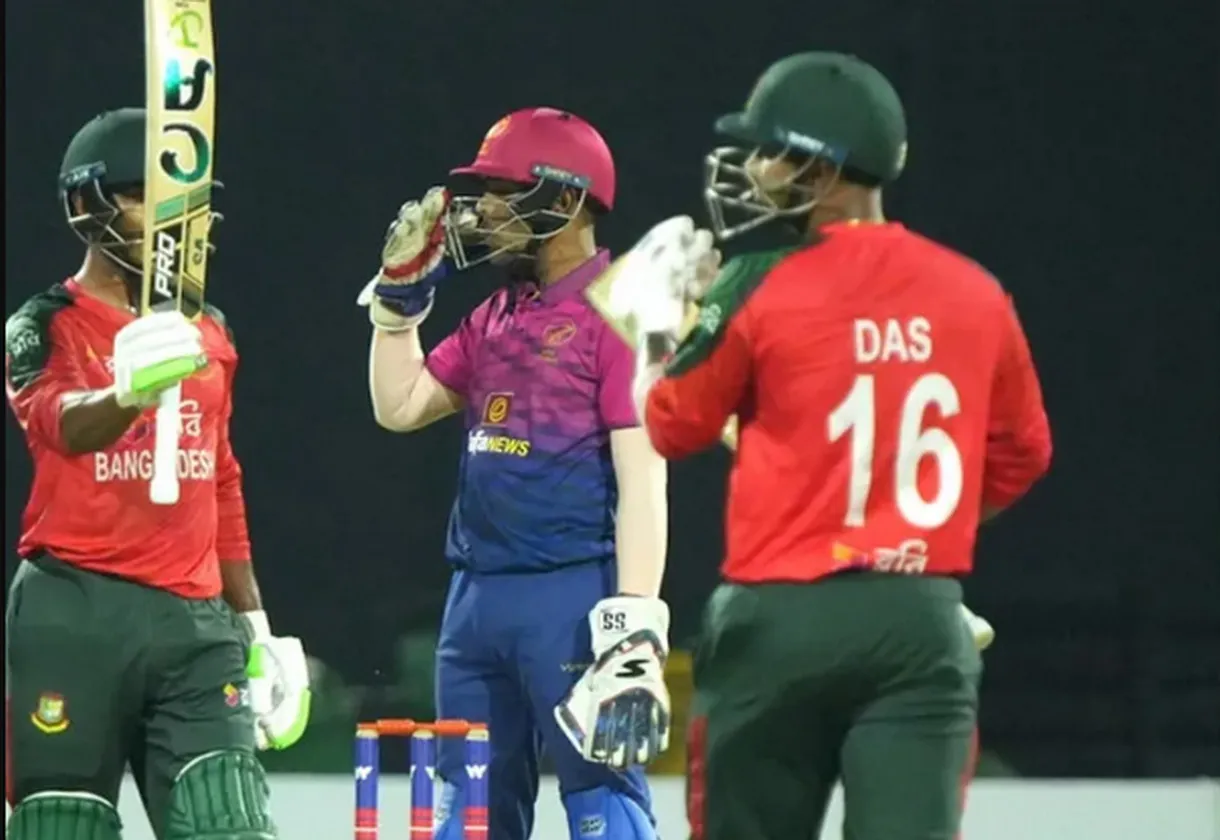 ঝড়ো ব্যাটিংয়ে রানের পাহাড় গড়লো বাংলাদেশ