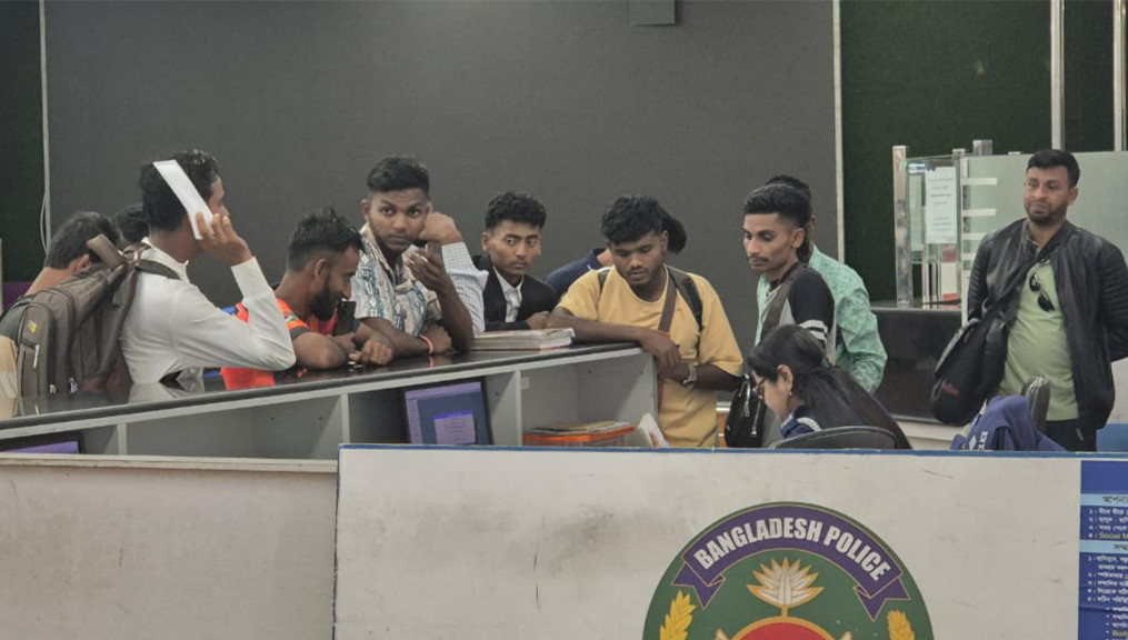 মালয়েশিয়ার অবৈধ শ্রমিকদের নিয়ে যে ঘোষণা দিলো দূতাবাস