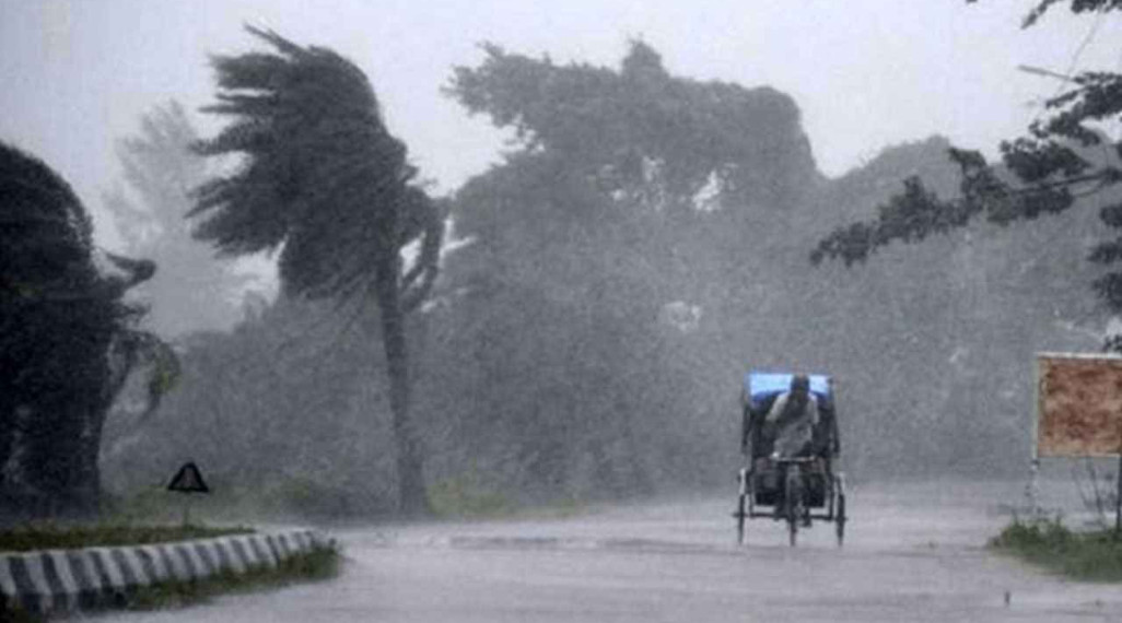 চরম দু:সংবাদ : সন্ধ্যার মধ্যে যেসব অঞ্চলে ঝড়ের শঙ্কা