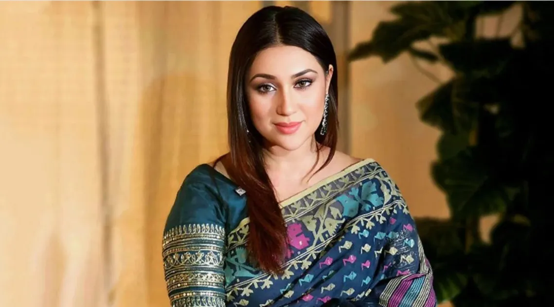 ধর্ম পরিবর্তন নিয়ে কেন মিথ্যা বলেছিলেন অপু বিশ্বাস