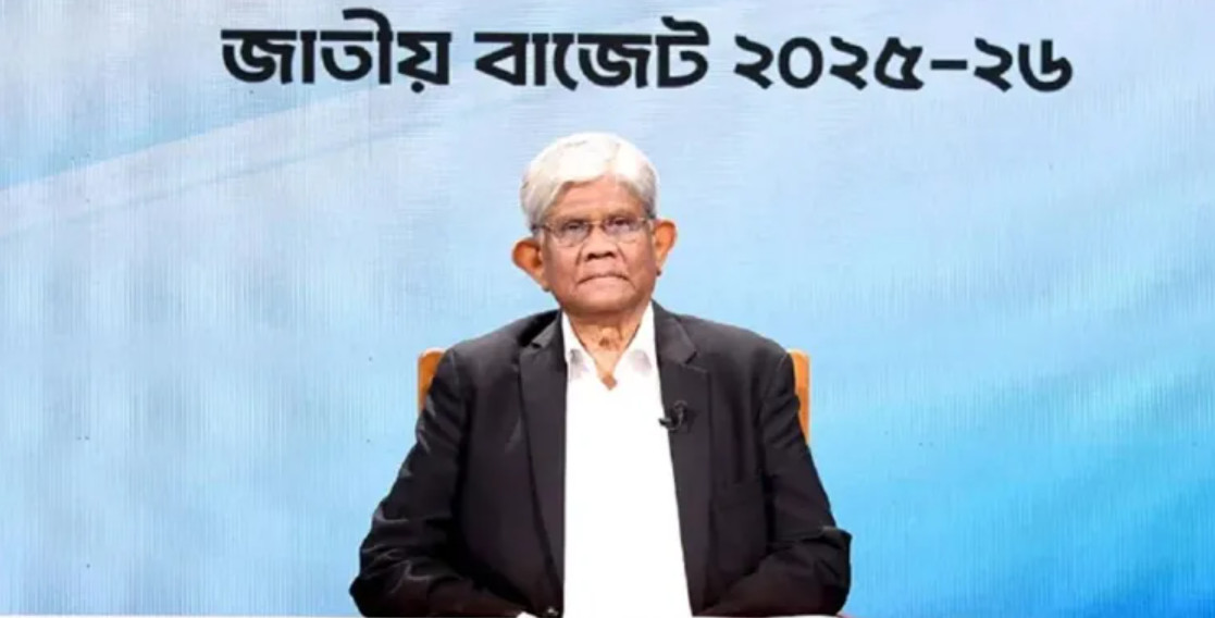 সরকারি চাকরিজীবীদের সুখবর দিলেন অর্থ উপদেষ্টা