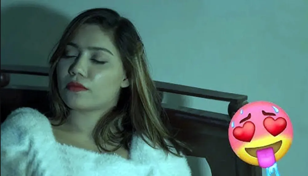 রাতের অন্ধকারে জেগে ওঠা গোপন ইচ্ছার কাহিনি