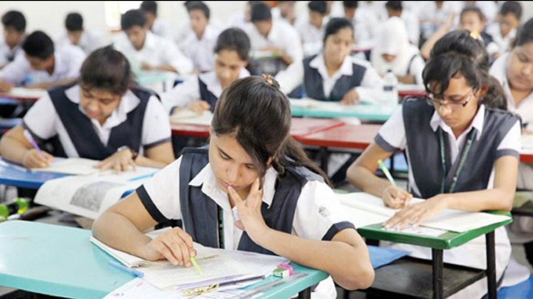 এইচএসসি পরিক্ষা পেছানো হবে কিনা, যা বলছে শিক্ষা বোর্ডগুলো