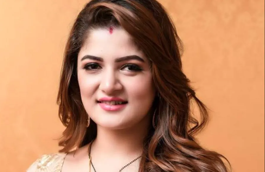 পুত্র সন্তান হয়েছে, আমি খুবই আনন্দিত: শ্রাবন্তী