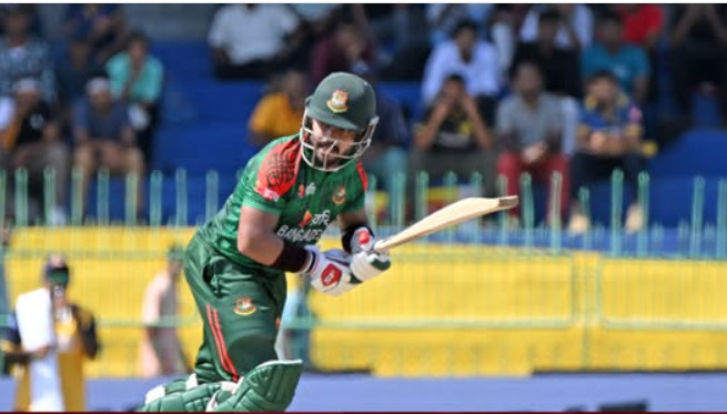 "ছক্কা মারতে গিয়ে সর্বনাশ! ইমনের আগ্রাসী শটেই ভাঙল বাংলাদেশের স্বপ্ন
