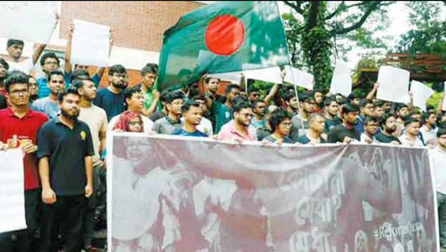 ৯ জুলাই সারাদেশে ‘বাংলা ব্লকেড’: সকাল-সন্ধ্যা অচল থাকবে সড়ক-রেলপথ