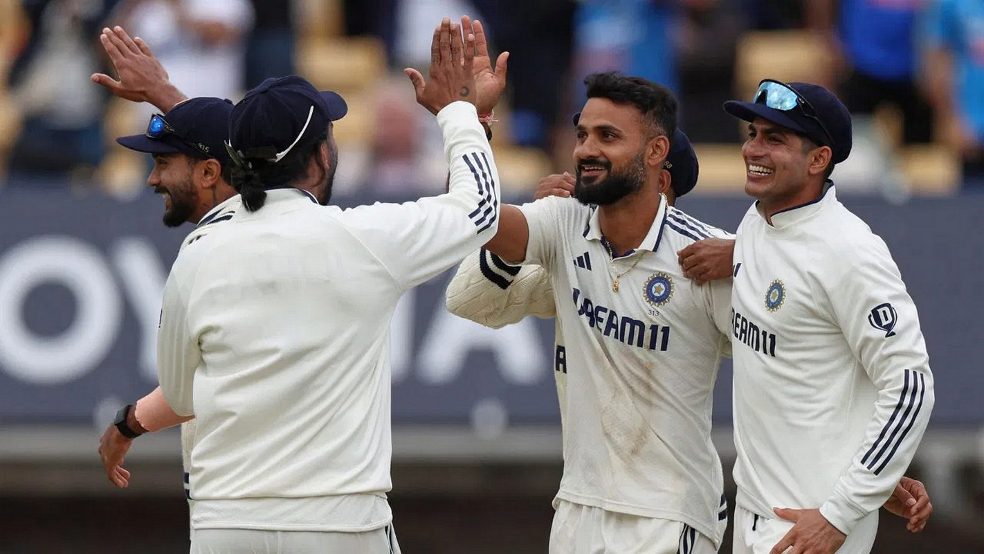IND vs ENG: নিতীশের দুর্দান্ত স্পেল, ইংল্যান্ডের শুরুতেই ধাক্কা