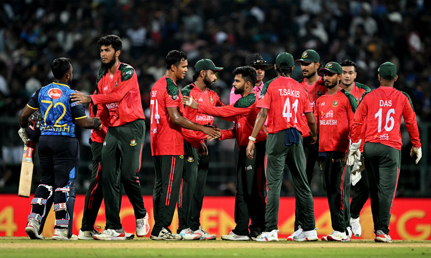 টস হেরে ব্যাটিংয়ে বাংলাদেশ,পাল্টে গেলো বাংলাদেশের একাদশ