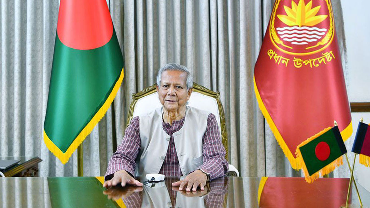 প্রধান উপদেষ্টার জরুরি সংবাদ সম্মেলন