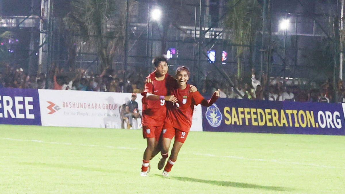 তৃষ্ণার জোড়া গোলে এইমাত্র শেষ হলো বাংলাদেশের ফুটবল ম্যাচ