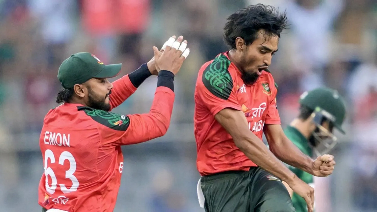 আজকের ম্যাচে ম্যান অব দ্যা ম্যাচ হলেন যে ক্রিকেটার, সত্যিই অবিশ্বাস্য