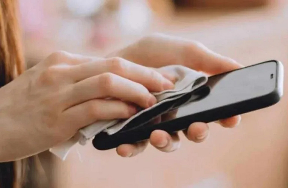 স্মার্টফোন দ্রুত নষ্ট হওয়ার কারন জেনেনিন, আপনার অজান্তেই ঘটছে বিপদ