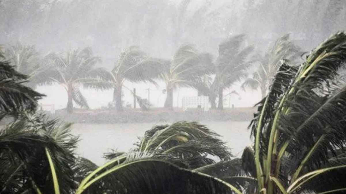 রাতের মধ্যে ঢাকাসহ ১২ অঞ্চলে ঝড়ের আশঙ্কা