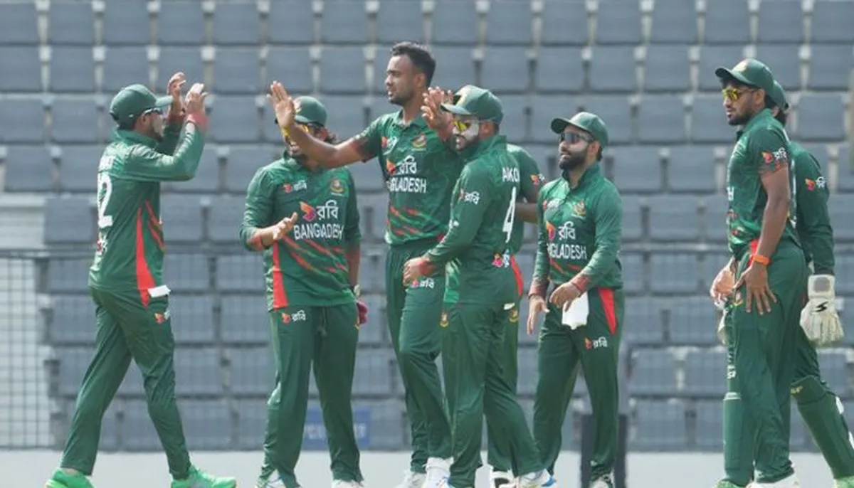নাইম-আফিফ-সোহানের ঝড়, চমক দেখালো বাংলাদেশ