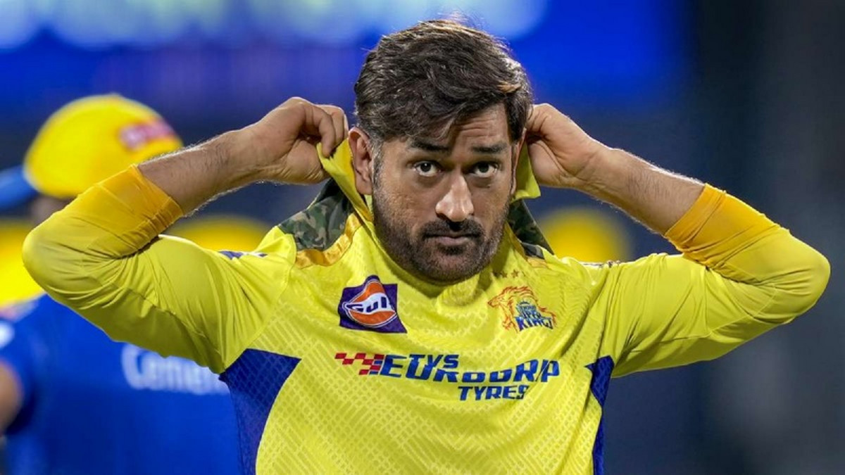 ধোনির বিকল্প ক্রিকেটারের নাম ঘোষণা