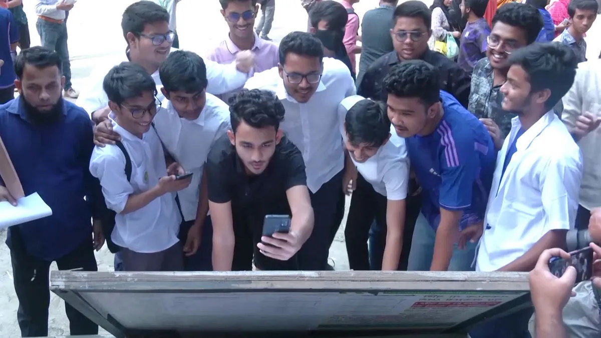 এসএসসির খাতা চ্যালেঞ্জের ফল প্রকাশ: সহজেই দেখার নিয়ম