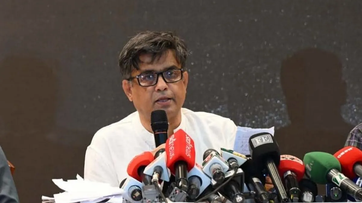 প্রবাসী শ্রমিকদের দারুন সুখবর দিলেন : প্রধান উপদেষ্টার প্রেস সচিব
