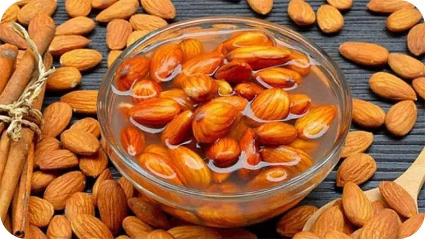 খালি পেটে ভেজানো বাদাম খেলে যে ৭ অবিশ্বাস্য উপকার পাবেন