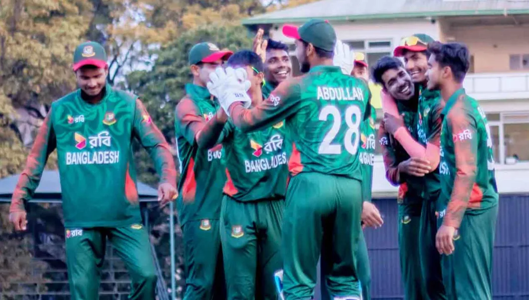 এইমাত্র শেষ হলো বাংলাদেশ ও ইংল্যান্ডের ক্রিকেট ম্যাচ
