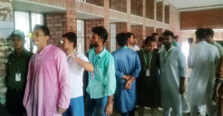 জাহাঙ্গীরনগর বিশ্ববিদ্যালয় নির্বাচনে ব্যালট পেপার আসেনি