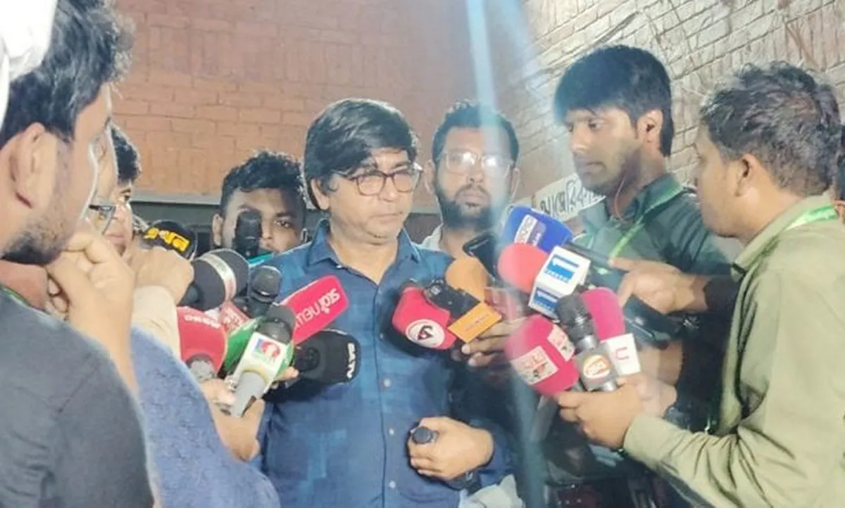 ব্রেকিং নিউজ : জাকসু নির্বাচন কমিশনারের পদত্যাগ