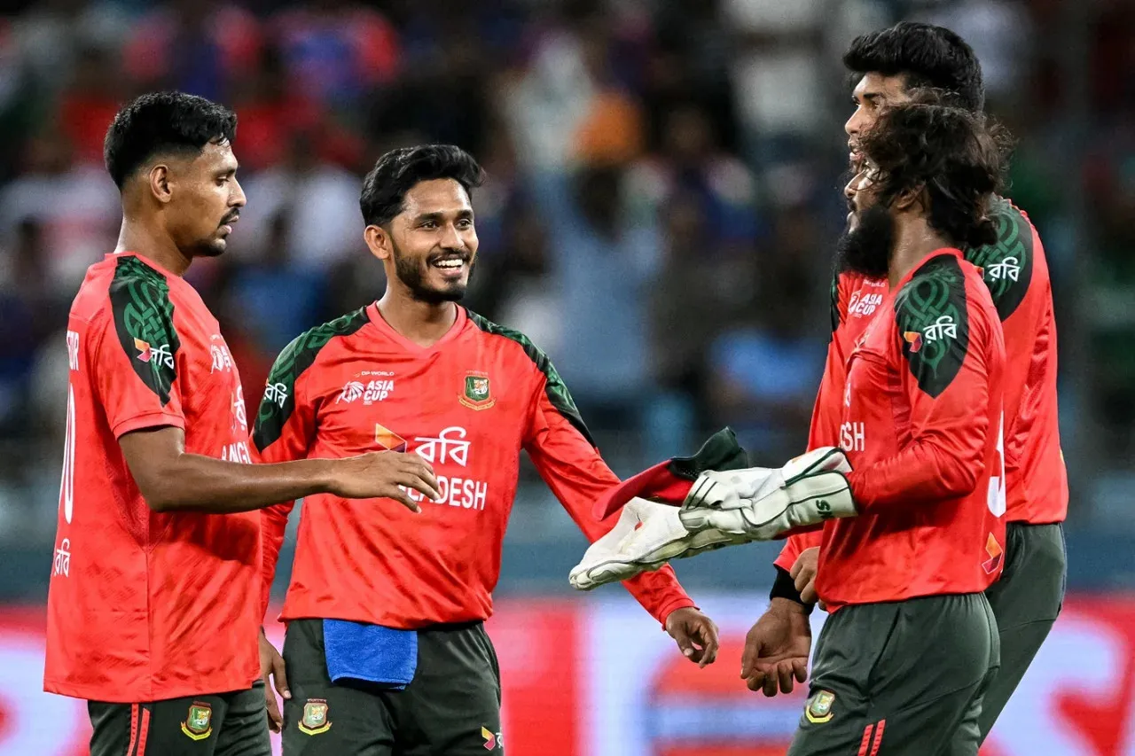 অঘোষিত ফাইনালে মুখোমুখি বাংলাদেশ-পাকিস্তান: লাইভ দেখবেন যেভাবে