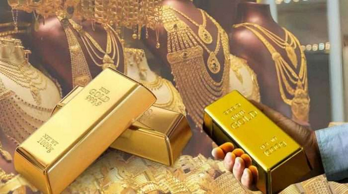 স্বর্ণের দামে বিশ্বরেকর্ড: জ্বলে উঠলো স্বর্ণবাজার