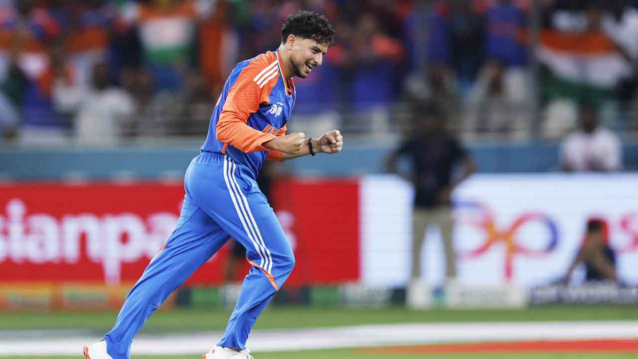 এশিয়া কাপে রেকর্ড গড়ে শীর্ষে কুলদিপ, সেরা পাঁচে টাইগার ক্রিকেটার
