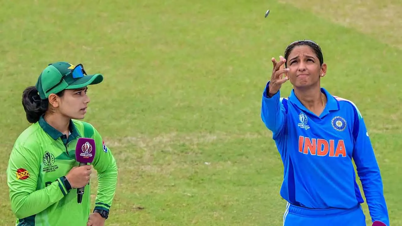 নতুন বিতর্ক, আম্পায়ারের ভুলে ভারত- পাকিস্থান ম্যাচে ঘটে গেলো অনেক বড় ঘটনা