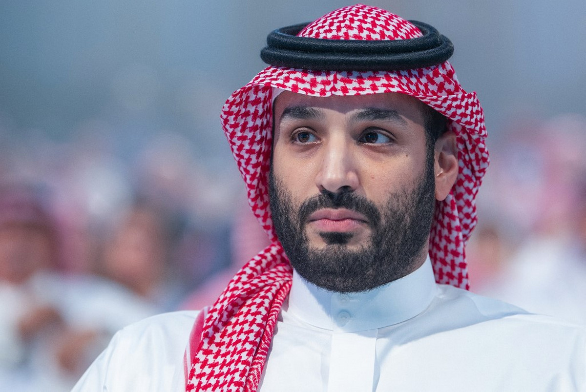 সৌদি বাদশাহ এক ঘোষণাতেই পাল্টে গেলো নিয়ম : ভিসাধারীর জন্য উন্মুক্ত