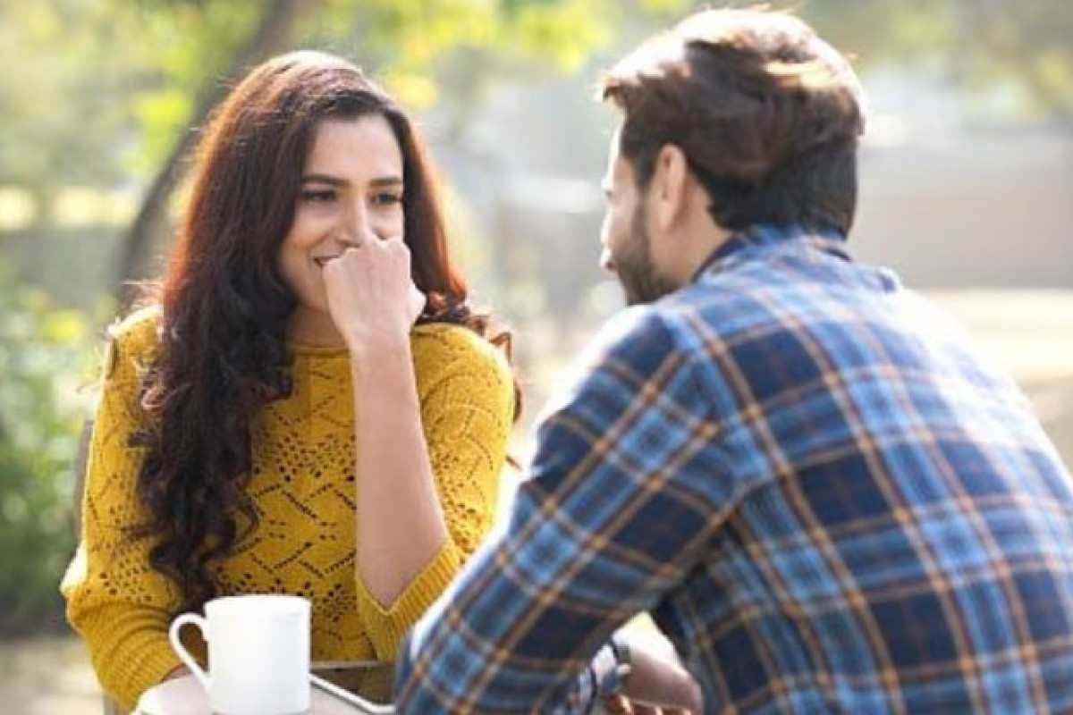 মেয়েটি গোপনে কি চায় আপনার কাছে, জেনেনিন নারীদের কিছু ইশারা