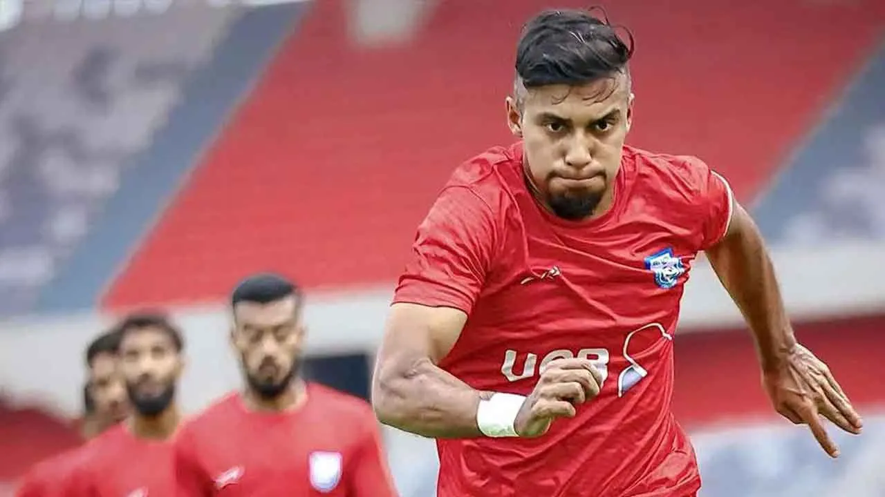 বড় দু:সংবাদ : হংকংয়ের বিপক্ষে মাঠে নামার আগে দল থেকে বাদ পড়লো জামাল ভূঁইয়া সহ আরও যারা