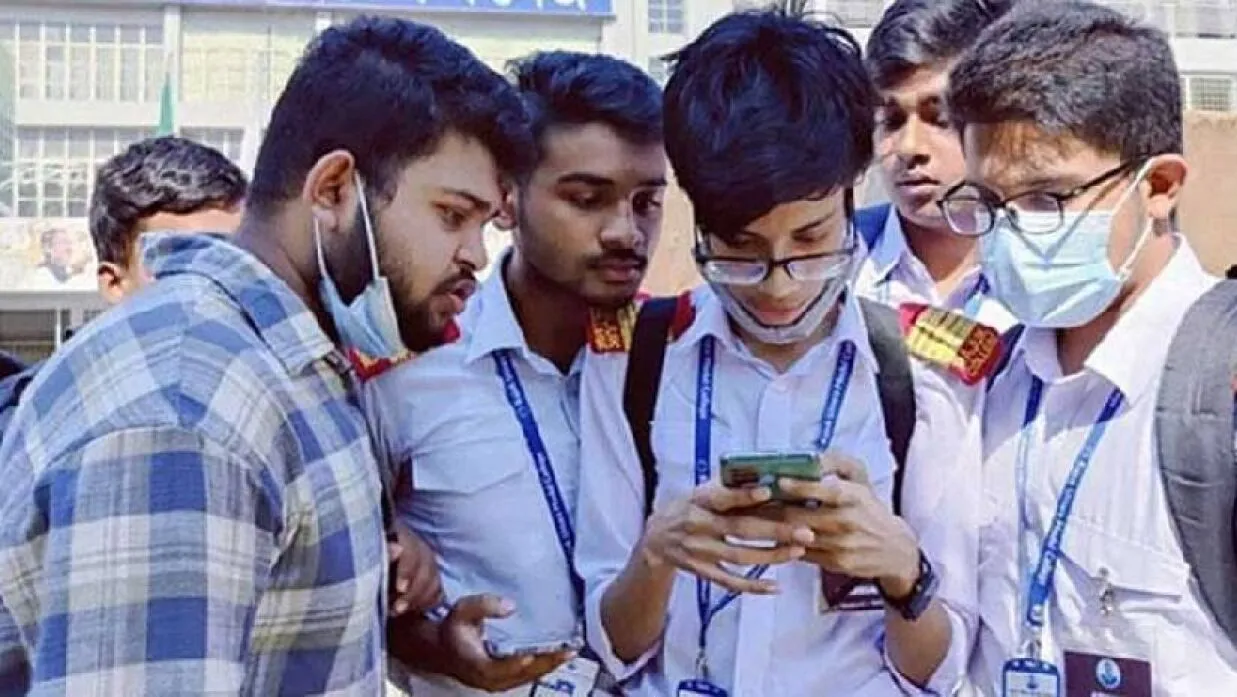 HSC ফলাফল পুনঃনিরীক্ষণের সুযোগ: কখন, কবে ও কিভাবে আবেদন করবেন