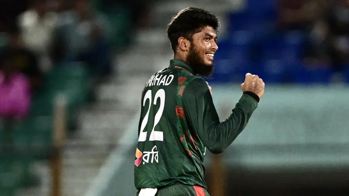 একাই ৫ উইকেট নিয়ে রেকর্ড গড়লেন রিশাদ, দিশেহারা ওয়েস্ট-ইন্ডিজ