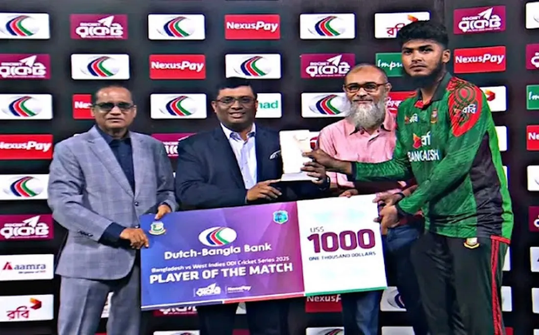 ৬ উইকেট ও ২৬ রান করে যত লক্ষ্য টাকা পুরস্কার পেলেন রিশাদ হোসেন