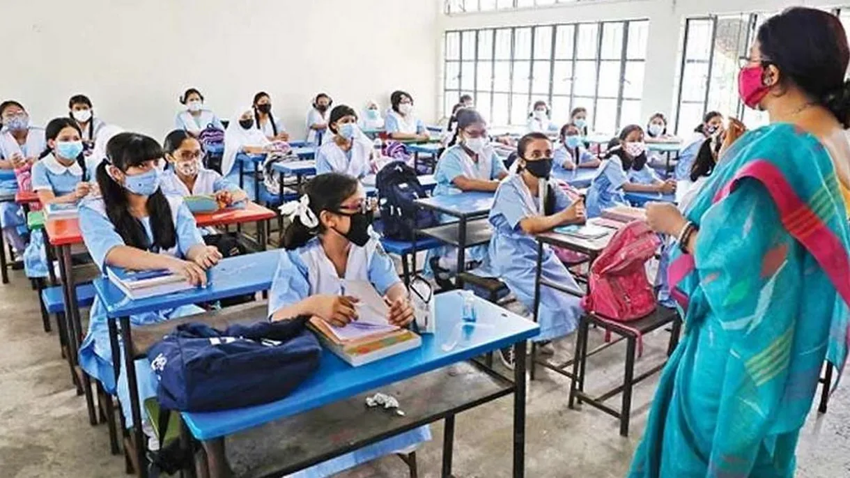 শনিবারের ছুটি বাতিল, নতুন সিদ্ধান্ত জানালো সরকার