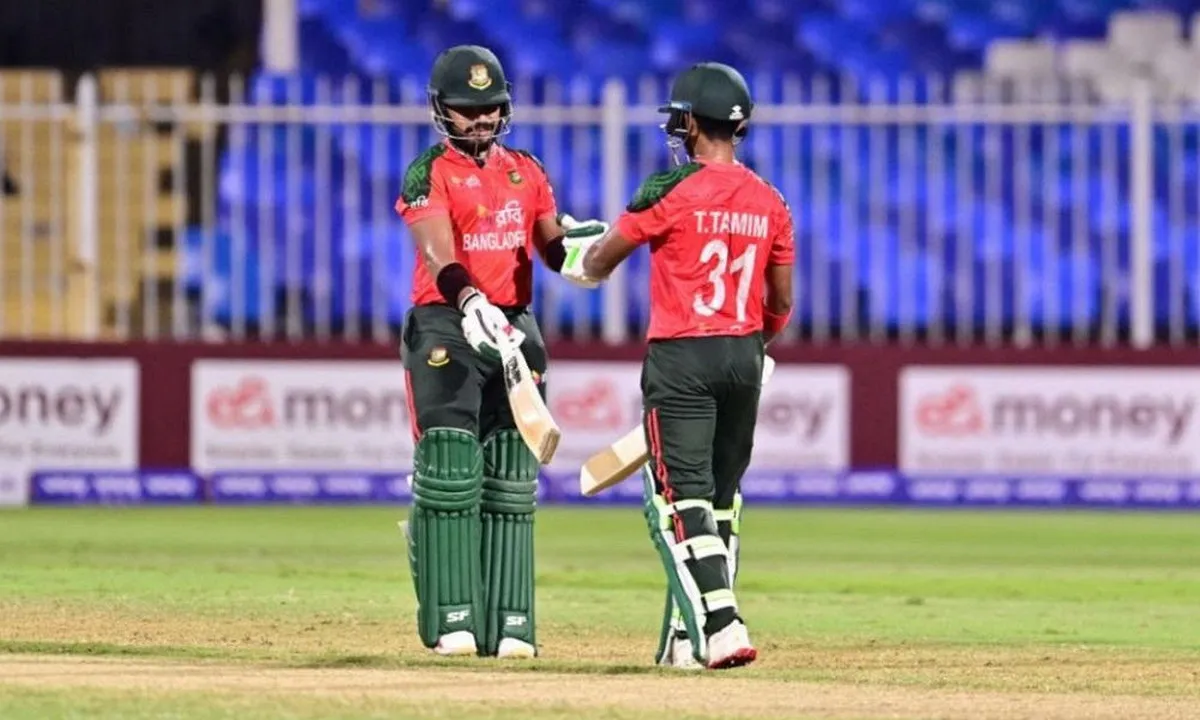 বিতর্কিত ইলেভেন! ১৪১ স্ট্রাইকরেটের প্লেয়ার বাদ! সিন্ডিকেটের বলি যে ক্রিকেটার